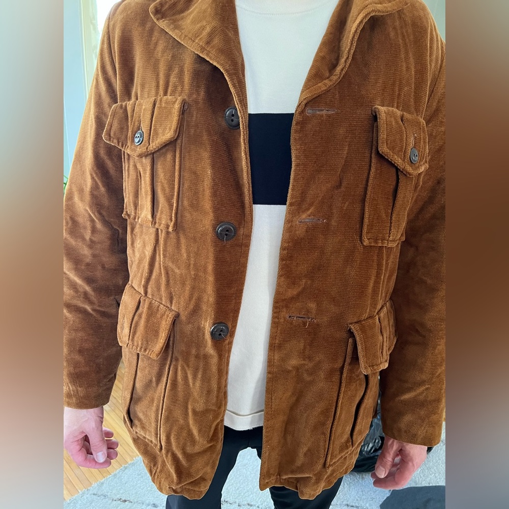 Men’s vintage corduroy coat jacket. Beautiful brown/burnt orange color!